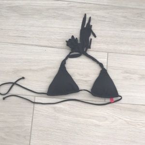 Black bikini top